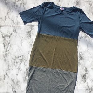 💀 LuLaRoe Color Block Julia Size Small